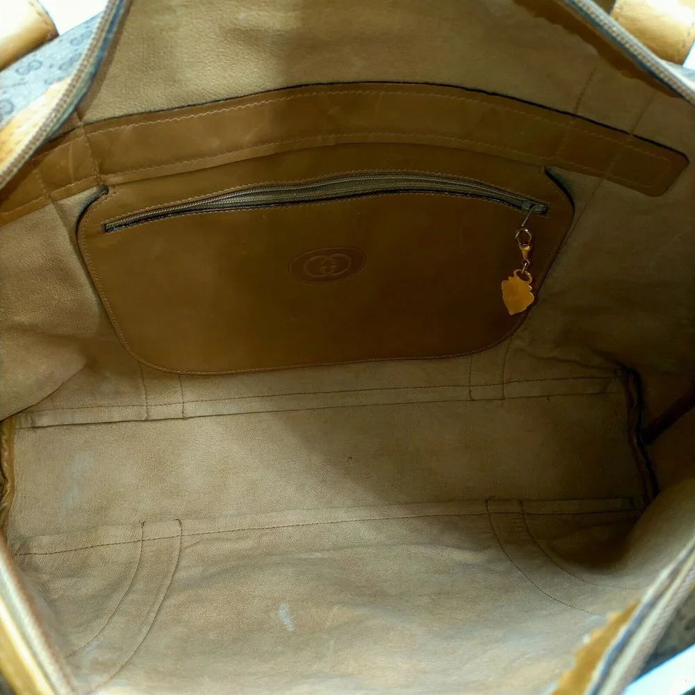 authentic Vintage Gucci Shoulder Bag Brown PVC